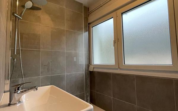 Appartement à vendre    4 pièces • 72 m2 Laxou