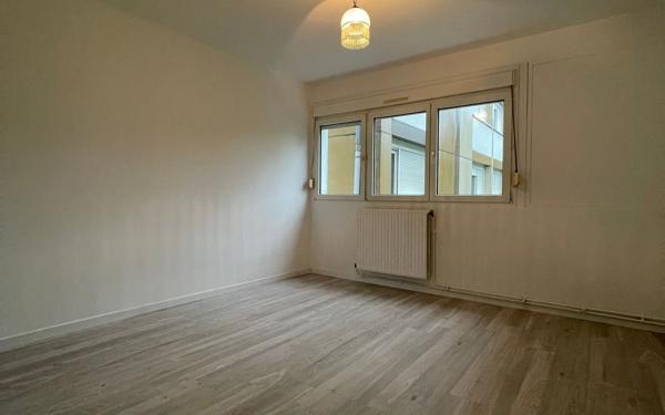 Appartement à vendre    4 pièces • 72 m2 Laxou