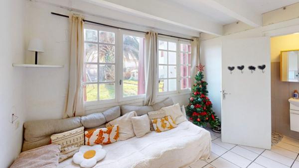 Maison Guethary 7 pièce(s) 138 m2