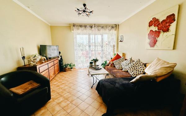 Appartement à vendre    3 pièces • 69,25 m2 Toulon