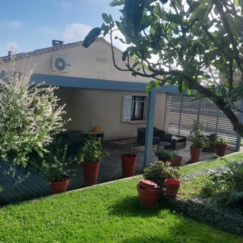 Maison à vendre 6 pièces CHAMPNIERS (16)