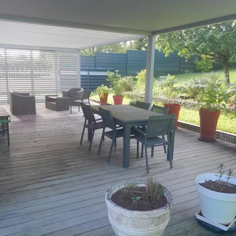 Maison à vendre 6 pièces CHAMPNIERS (16)