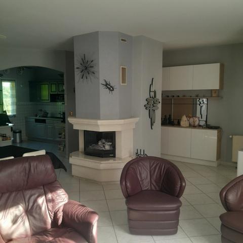Maison à vendre 6 pièces CHAMPNIERS (16)