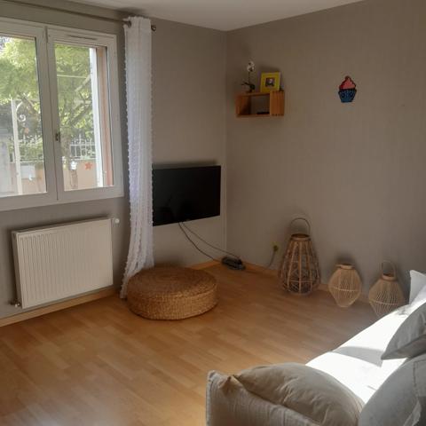 Maison à vendre 6 pièces CHAMPNIERS (16)