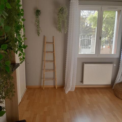 Maison à vendre 6 pièces CHAMPNIERS (16)