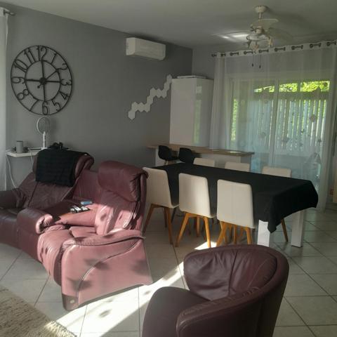 Maison à vendre 6 pièces CHAMPNIERS (16)
