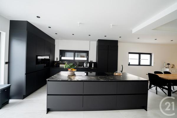 Maison à vendre  8 pièces - 218 m2 OGY MONTOY FLANVILLE - 57