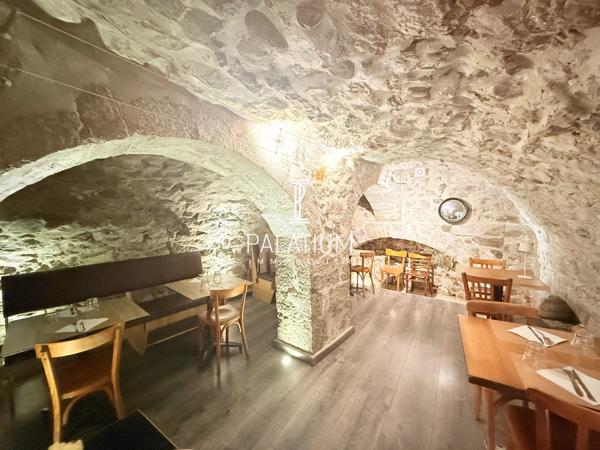 FONDS DE COMMERCE RESTAURATION – EMPLACEMENT N°1 AU CŒUR DE SISTERON