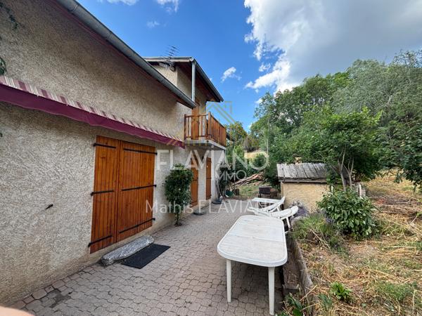 MAISON AVEC TERRAIN - PROCHE BARCELONNETTE Enchastrayes (04400)