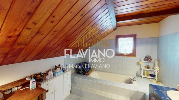 MAISON AVEC TERRAIN - PROCHE BARCELONNETTE Enchastrayes (04400)