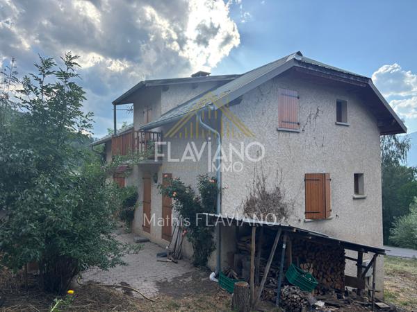 MAISON AVEC TERRAIN - PROCHE BARCELONNETTE Enchastrayes (04400)