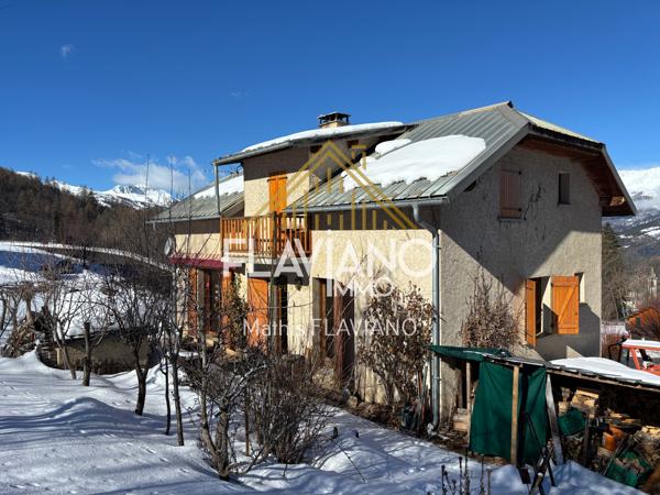 MAISON AVEC TERRAIN - PROCHE BARCELONNETTE Enchastrayes (04400)