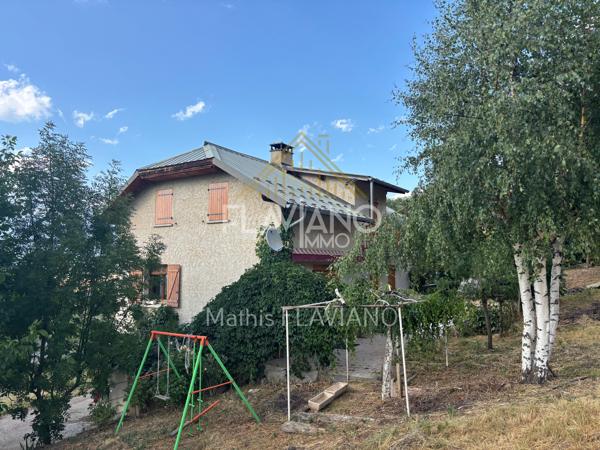 MAISON AVEC TERRAIN - PROCHE BARCELONNETTE Enchastrayes (04400)