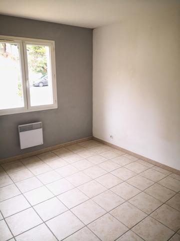 Appartement T3 avec terrasse et garage - Sainte Tulle - Réf. 175