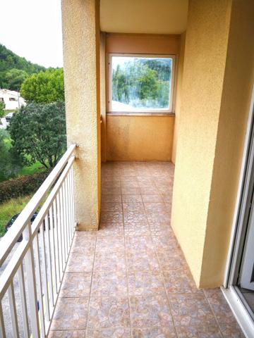 Appartement T3 avec terrasse et garage - Sainte Tulle - Réf. 175