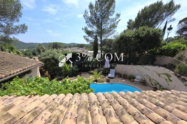 Villa
                                                                                                                                                                                                                                                                                                                        7 pièce(s)                                                                                                                                                                                                          4 chambre(s)                                                                                                                                                                                                          193  m²