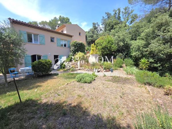 Villa
                                                                                                                                                                                                                                                                                                                        7 pièce(s)                                                                                                                                                                                                          4 chambre(s)                                                                                                                                                                                                          193  m²