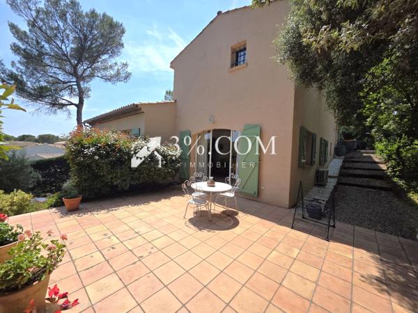Villa
                                                                                                                                                                                                                                                                                                                        7 pièce(s)                                                                                                                                                                                                          4 chambre(s)                                                                                                                                                                                                          193  m²