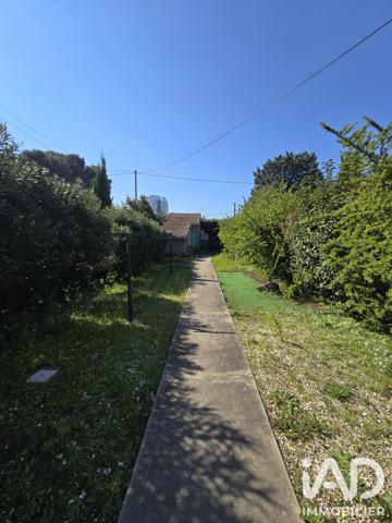 Maison à vendre 4 pièces 135 m² Arles