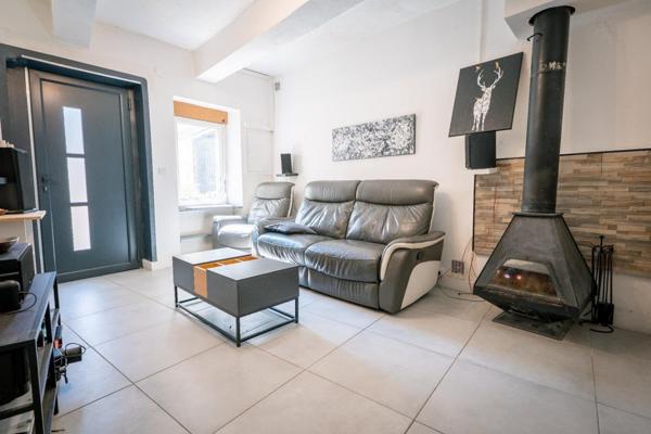 Maison à VILLENEUVE-LES-BEZIERS, 34420 - 4 pièces 90m²