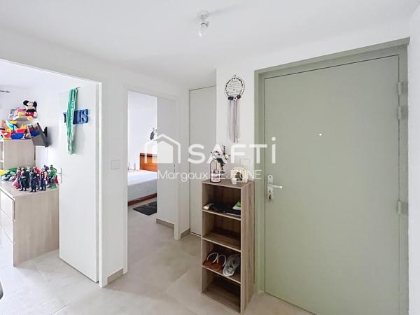Appartement T3 avec terrasse et garage