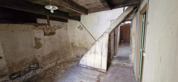 Maison - 6 pièces - 95m²