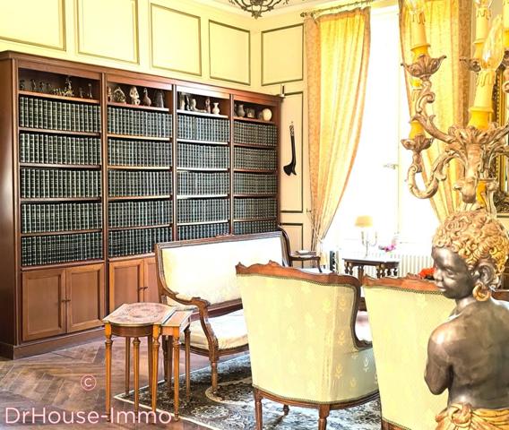 Château à vendre 30 pièces de 1 550 m²