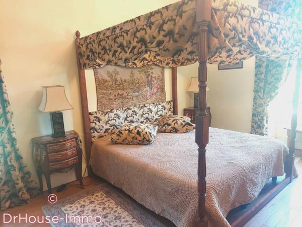 Château à vendre 30 pièces de 1 550 m²