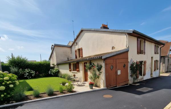 MAISON à vendre VITTEL (88) Possibilité création 2 appartements T2 et T3 sur TERRAIN de 400 m2