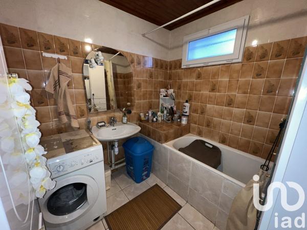 Maison de village 7 pièces de 158 m² à Bazoches-sur-le-Betz (45210)