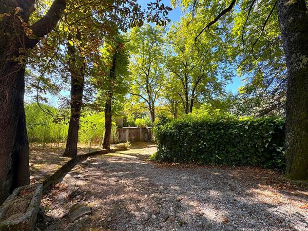 Immeuble 12 pièces 293 m2