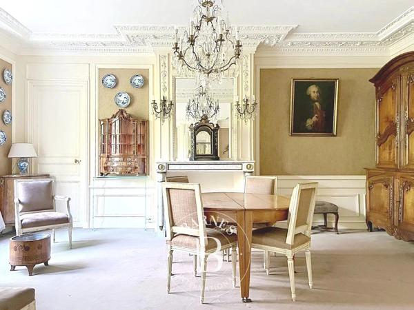 Lille, Appartement 3 Chambres -  209 m² à vendre