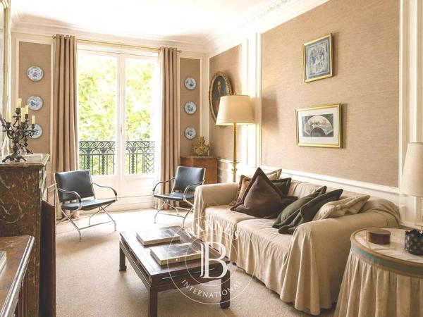 Lille, Appartement 3 Chambres -  209 m² à vendre