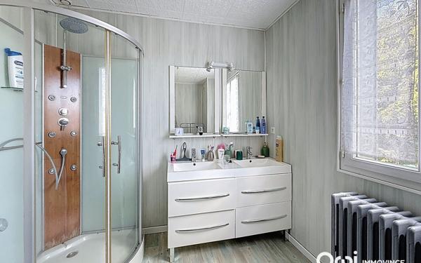 Maison à vendre    5 pièces • 150 m2 Faverolles