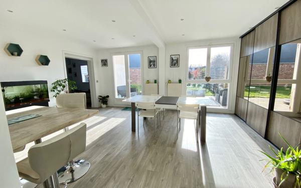 Maison à vendre    5 pièces • 115 m2 Combs-la-Ville