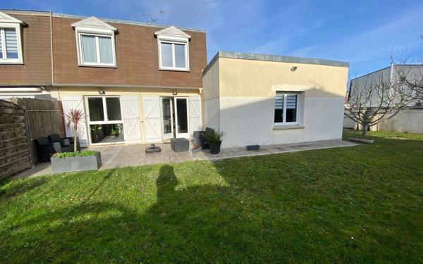 Maison à vendre    5 pièces • 115 m2 Combs-la-Ville