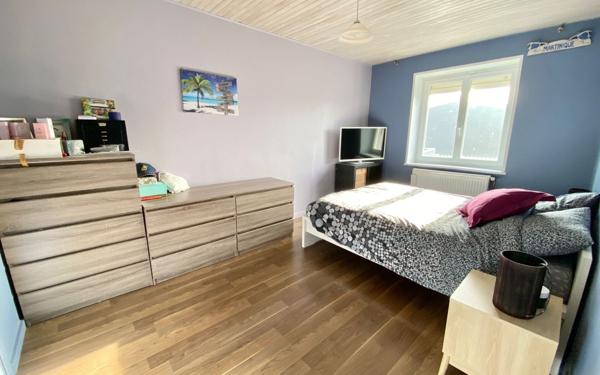 Maison à vendre    5 pièces • 115 m2 Combs-la-Ville