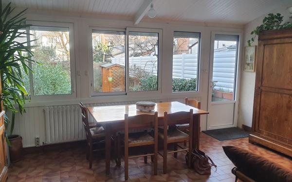 Maison à vendre    5 pièces •  Tours