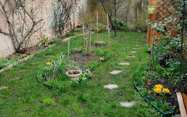 Maison à vendre    5 pièces •  Tours