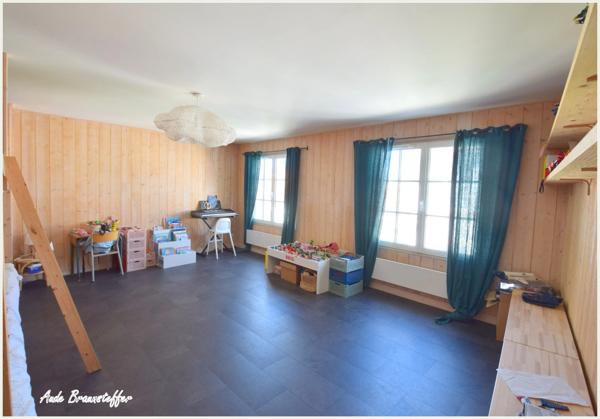 Maison à vendre 7 pièces LOIX (17) avec possibilité d'extension
