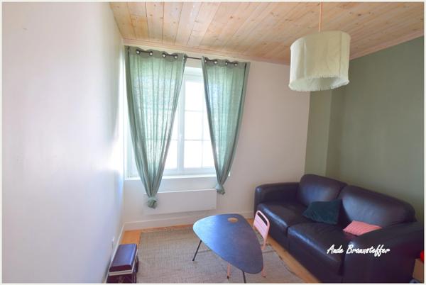 Maison à vendre 7 pièces LOIX (17) avec possibilité d'extension