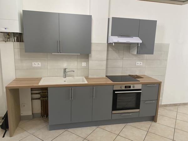 Appartement
         4 pièces
        - 100 m² Exclusivité 259 000 € *