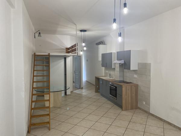 Appartement
         4 pièces
        - 100 m² Exclusivité 259 000 € *