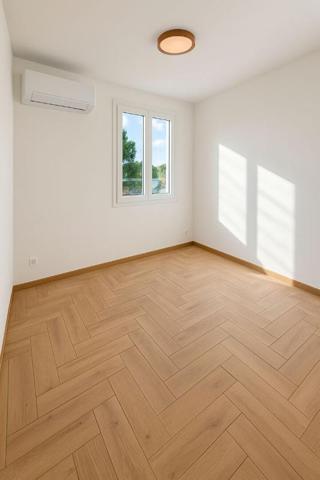 MARSEILLE 12ème Trois-Lucs  Maison 4 pièces rénovée 2025 avec terrain et stationnements