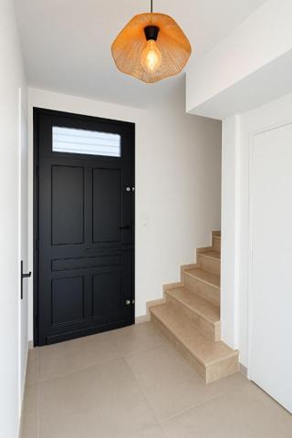 MARSEILLE 12ème Trois-Lucs  Maison 4 pièces rénovée 2025 avec terrain et stationnements