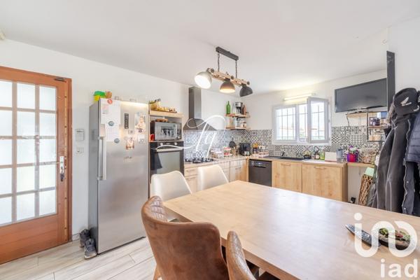 Maison traditionnelle 5 pièces de 150 m² à Mées (40990)