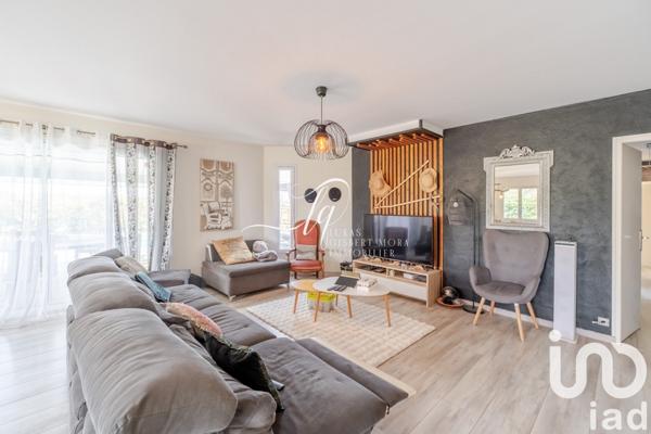 Maison traditionnelle 5 pièces de 150 m² à Mées (40990)