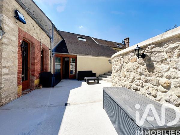 Maison à vendre 6 pièces 179 m² Saint-Germain-Laval