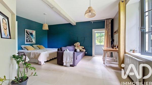 Maison à vendre 7 pièces 262 m² Montguyon