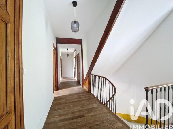 Maison à vendre 7 pièces 262 m² Montguyon